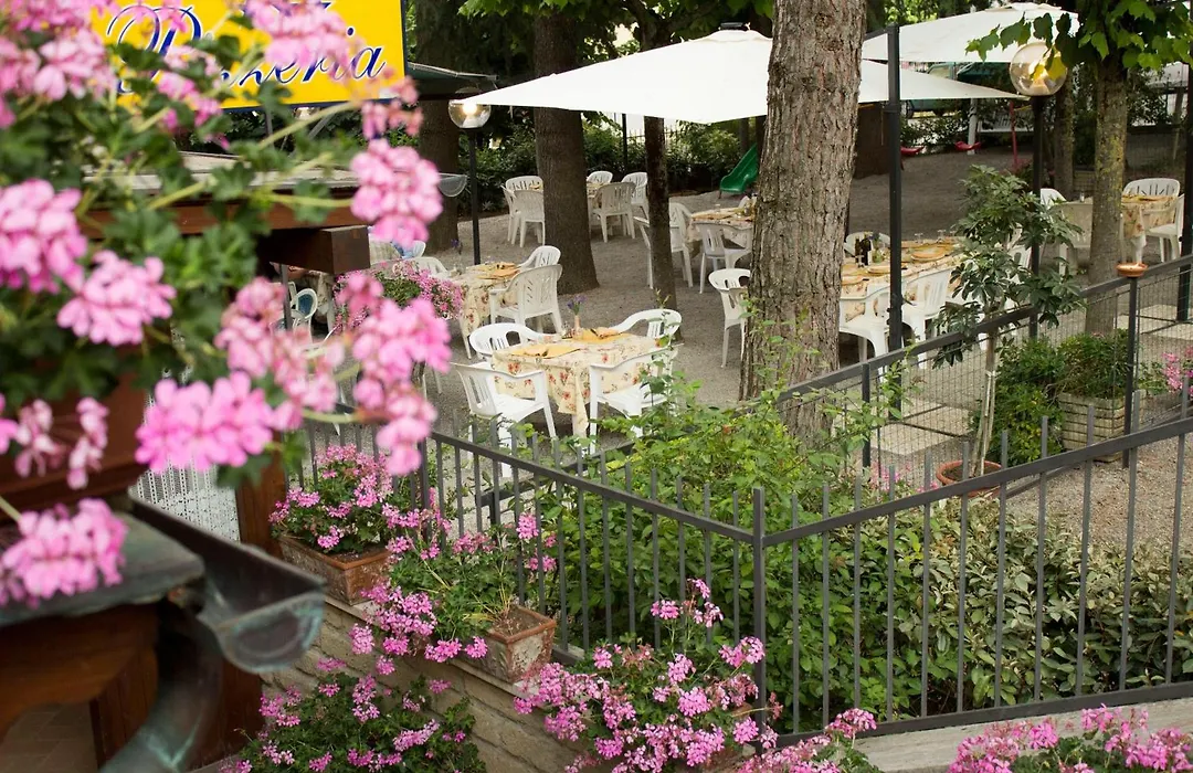 Hotel Ristorante Tre Stelle-1